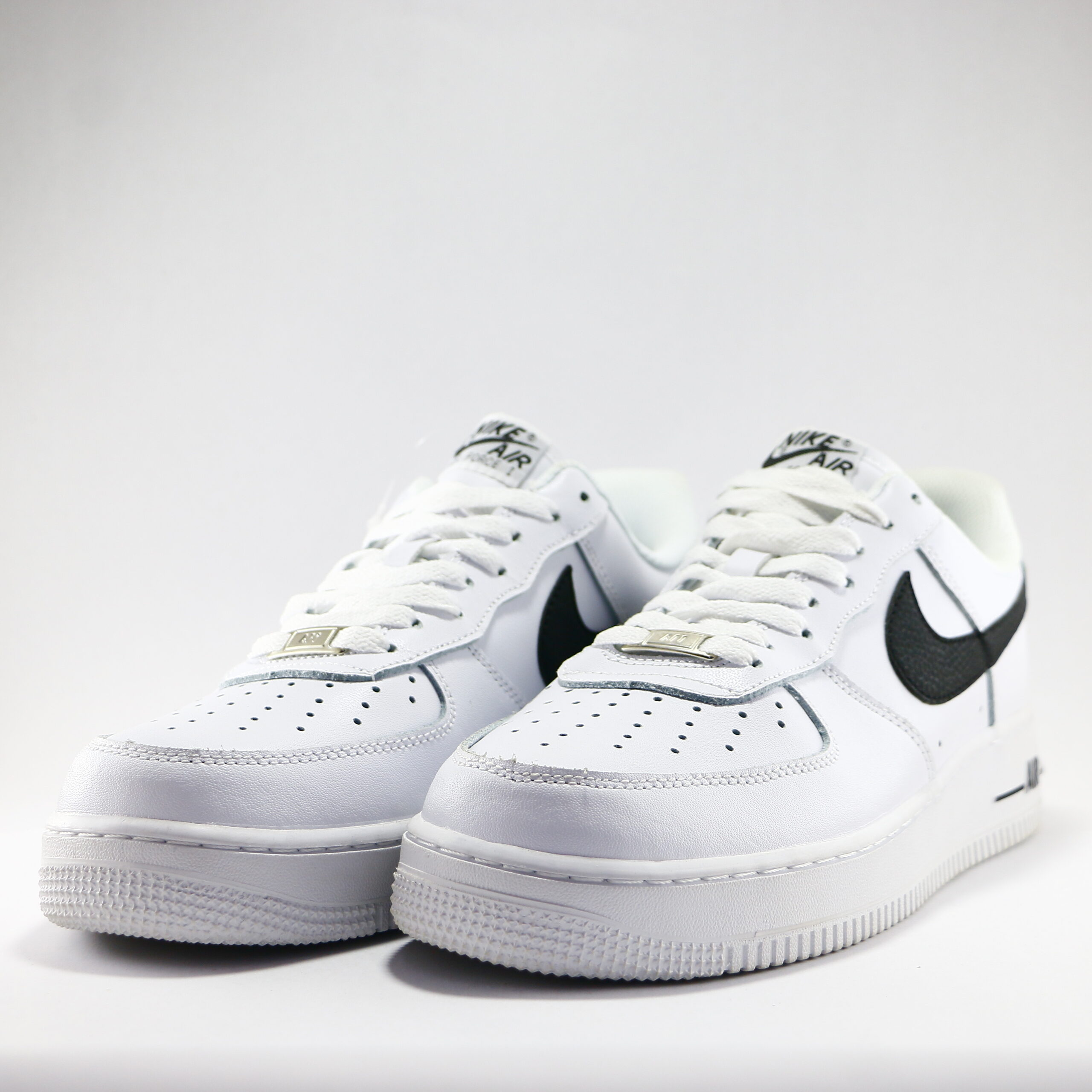 Air Force 1 Low White Black In Sri Lanka